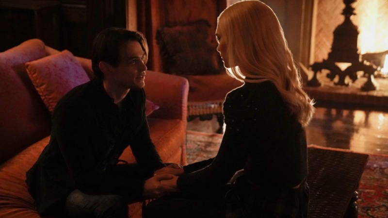 Legacies Season 2 Episode 12 Sebastian Lizzie