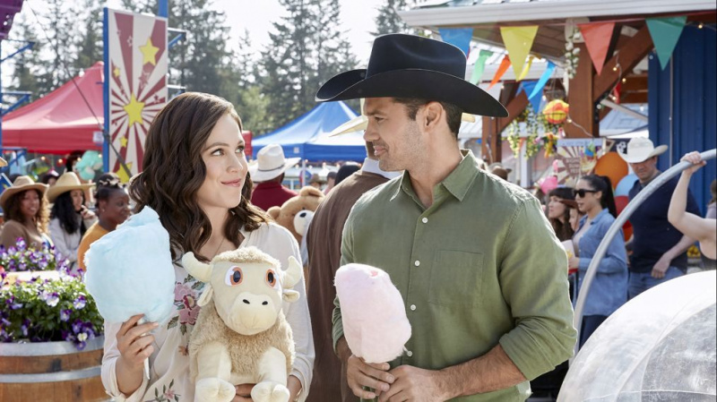 Ryan Paevey von A Summer Romance spricht über die größte Herausforderung des Hallmark-Films