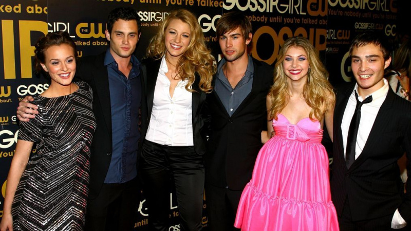 Il nuovo look scioccante di Leighton Meester e il resto del cast di 'Gossip Girl'