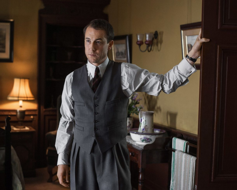 Outlander Season 2 2016 - Frank Randall (Tobias Menzies)
