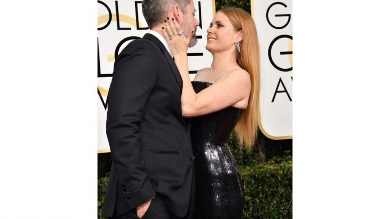 Amy Adams (R) and actor Darren Le Gallo