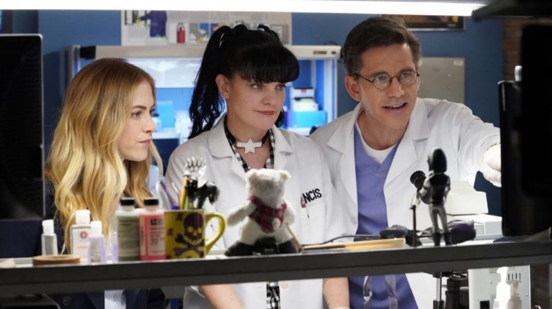 'NCIS' се подготвя за сбогуването на Аби в 'Стъпка напред' (СНИМКИ)