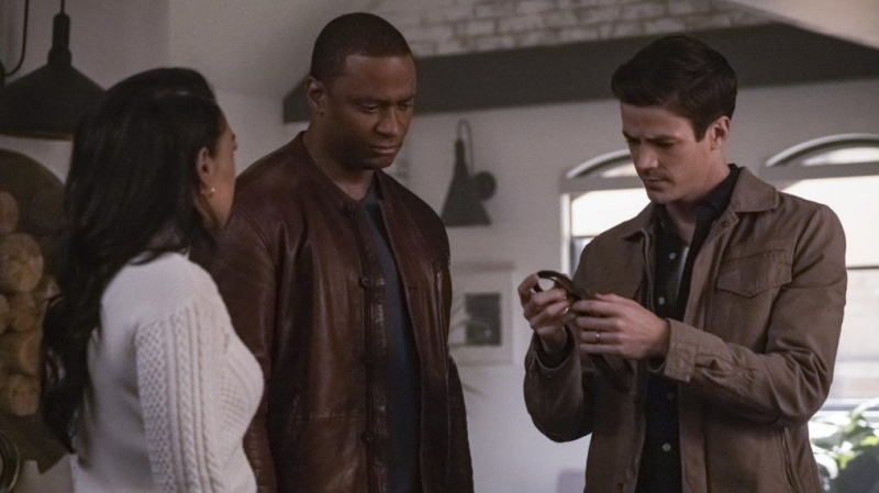 'Arrow's David Ramsey cae por' The Flash 'para el primer episodio posterior a la crisis (FOTOS)