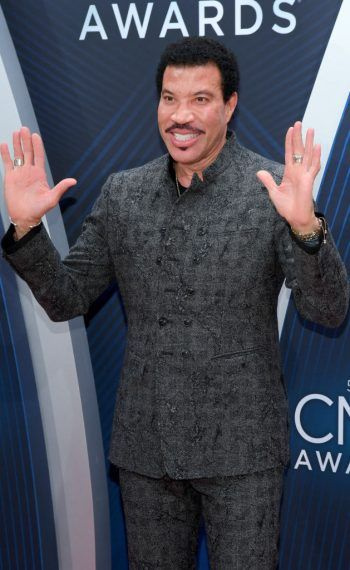 The 52nd Annual CMA Awards - Arrivals