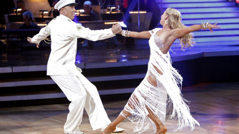 DANCING WITH THE STARS - HINES WARD, KYM JOHNSON