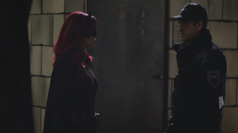 Batwoman Jacob Kane vs. Hero