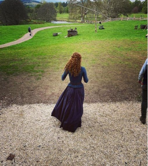 sophie skelton