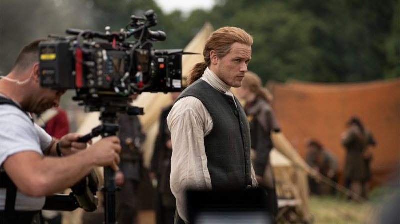 Le boss d'Outlander prévient que quelque chose de traumatisant arrivera avant la finale de la saison 5