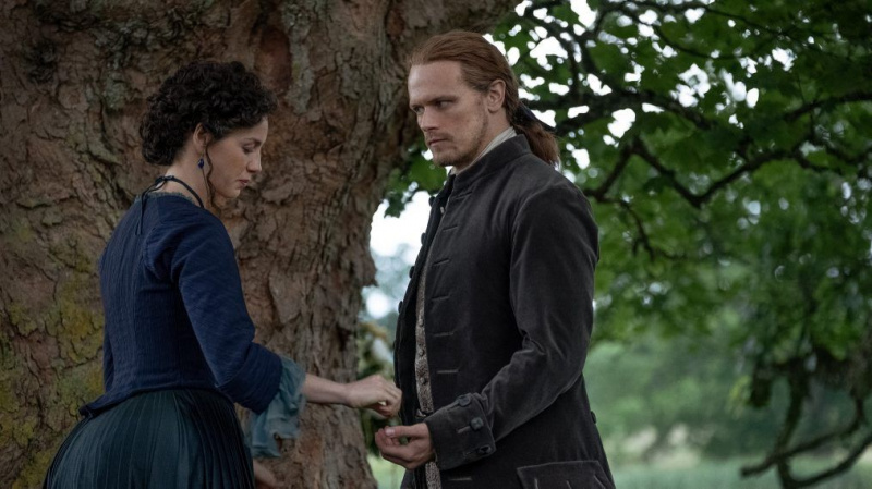 'Outlander': Jocasta's Story & Jamie y Claire's Feud en 'Better to Marry Than Burn' (RECAP)