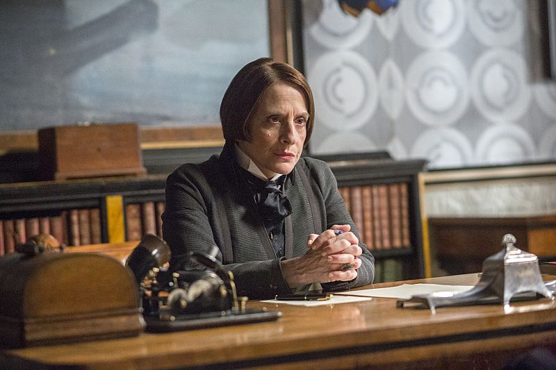 Patti LuPone habla de Penny Dreadful, Cómo terminará su carrera estelar y (Sí) esos malditos teléfonos celulares