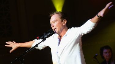 Partridge Family-sangeren David Cassidy dør