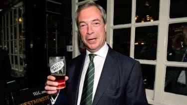 Nigel Farage: päť vecí, ktoré sme sa naučili od jeho manželky Kirsten