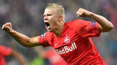 Man Utd a Real Madrid bojujú o získanie Erlinga Brauta Haalanda