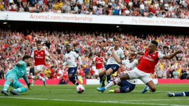 Arsenal og Tottenham spillede en underholdende 2-2 uafgjort på Emirates Stadium