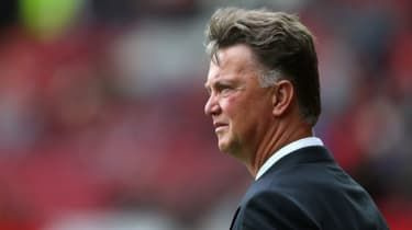 „Man Utd“ ir „Liverpool“ peržiūra: van Gaalas daro spaudimą