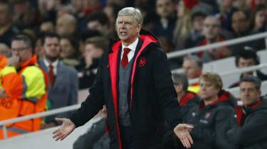Arsène Wenger dit que la discrimination fondée sur l'âge est « difficile à accepter »