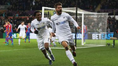 Llorente, Aguero, Sanchez i Moses w drużynie tygodnia