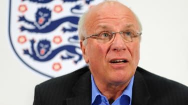 Jalkapalloliiton puheenjohtaja Greg Dyke
