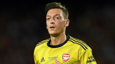 Arsenal podepsal Mesuta Özila z Realu Madrid v roce 2013