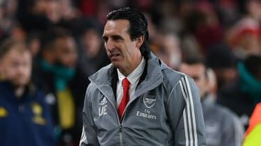 Arsenal v novembri 2019 odvolal španielskeho trénera Unaia Emeryho