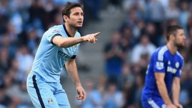 Lampards gatavojas nogremdēt Chelsea titula izcīņā