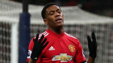 Správy o prestupoch Premier League: Anthony Martial, Jorginho, Jack Butland