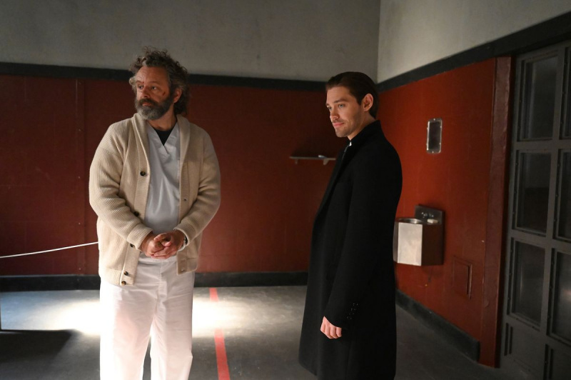 Michael Sheen Tom Payne Prodigal Son sesong 2 episode 1