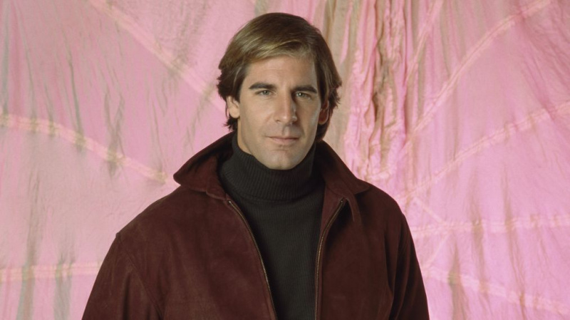 „Skok kwantowy” kończy 30 lat! Scott Bakula dzieli się swoimi 3 ulubionymi odcinkami