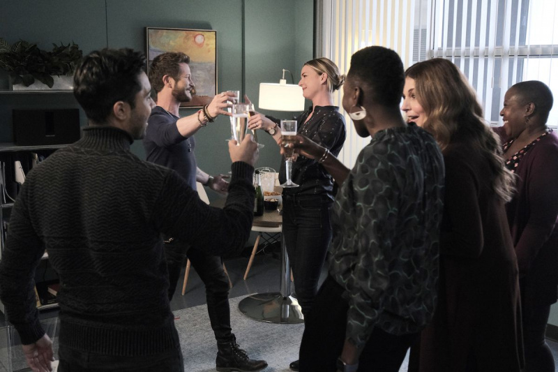 Conrad Nic Devon Mina Kit Hundley The Resident Sesong 4, episode 4