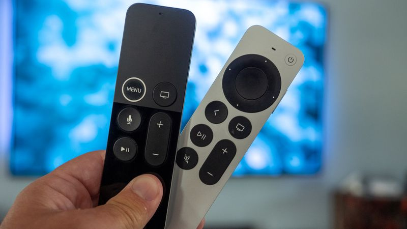 Τηλεχειριστήρια από το Apple TV 4K 2017 και 2021.