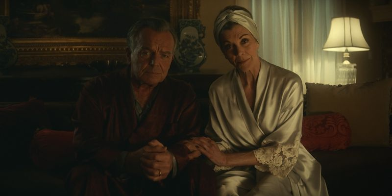Wendie Malick și Ray Wise în fizică