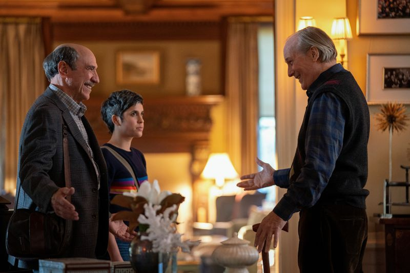 F. Murray Abraham, William Hurt și Ashly Burch în Mythic Quest episodul 7