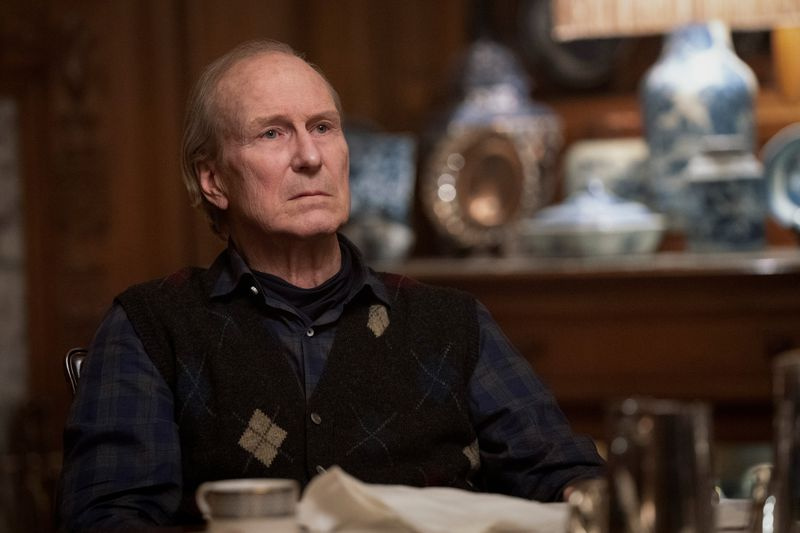 William Hurt în Mythic Quest