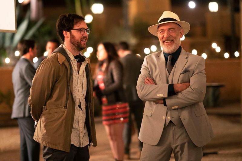 Ohjaaja Max Barbakow ja J.K. Simmons Palm Springsissä.