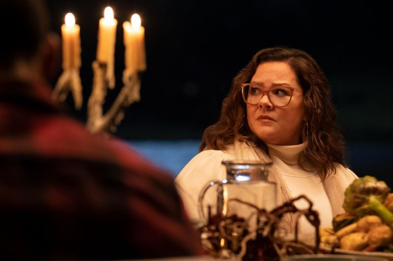 Melissa McCarthy filmis Üheksa täiuslikku võõrast