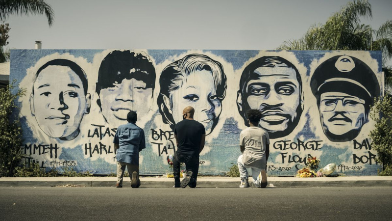 Murale della premiere della stagione 4 di SWAT