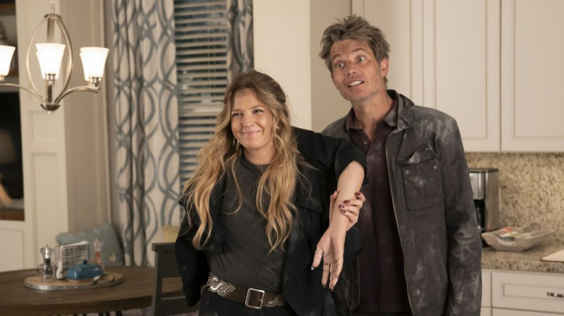 Chefe de 'Santa Clarita Diet' sobre o que vem a seguir para os Hammonds, o destino de Gary e mais na terceira temporada