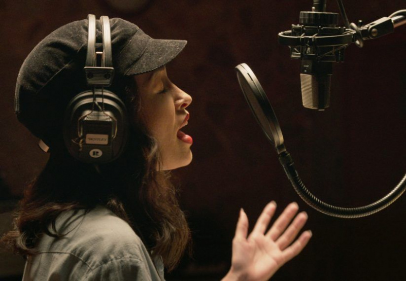 Selena serien christian serratos