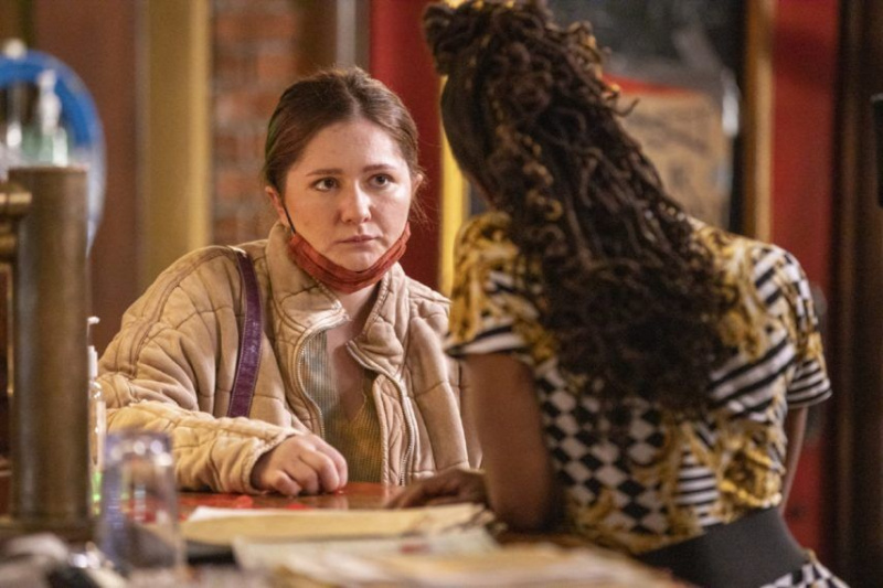 безсрамни 11 сезон debbie emma kenney