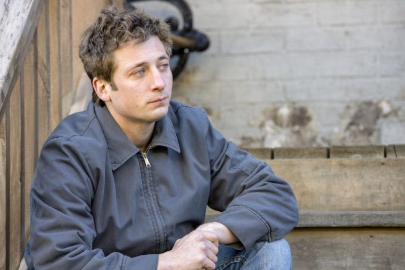 sem vergonha da 11ª temporada lábio jeremy allen branco