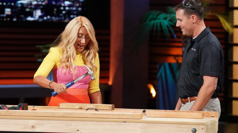 'Shark Tank': Et tilfeldig produkt sparer en entreprenør i tanken (RECAP)