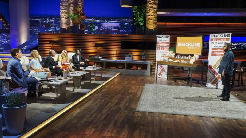 'Serbatoio di squalo': Kevin O'Leary dice all'imprenditore di scaricare il prodotto in bagno (RECAP)