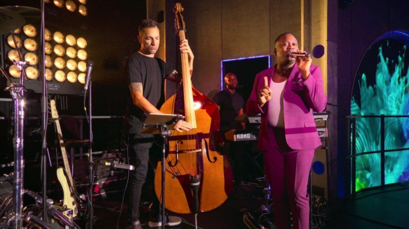 dziedāt uz tituss burgess netflix