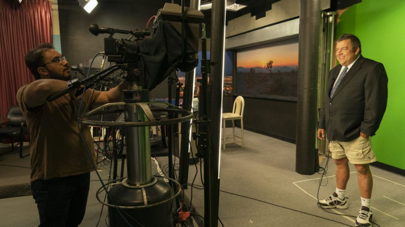 'Small Town News: KPVM Pahrump' Spotlights En av de sista oberoende TV -stationerna