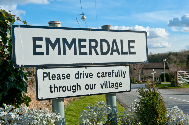   สัญญาณ Emmerdale