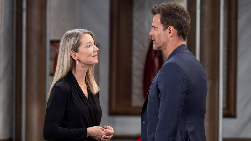   Cynthia Watros a Cameron Mathison vo Všeobecnej nemocnici