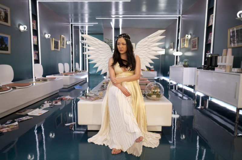Constance Wu en solo