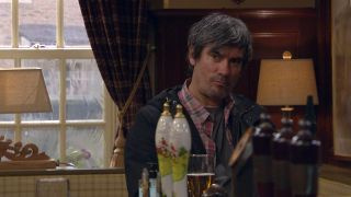 Emmerdale spojlerji! Cain Dingle je pogledal Kim Tate