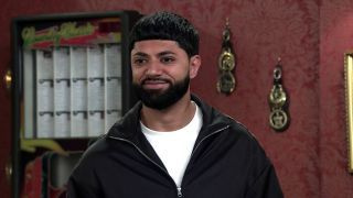Spojlerji 'Coronation Street': Zeedan Nazir v WAR, ko si ustvarja novega sovražnika