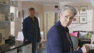 „Ärzte-Spoiler“: Ist die Ehe von Karen Hollins am Ende?